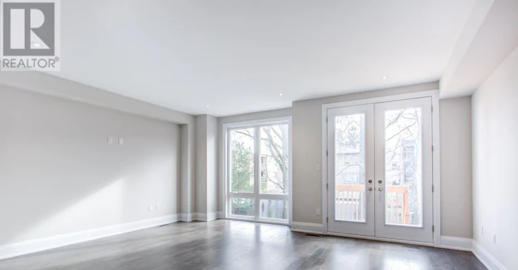 35B Marquette Avenue, Toronto, ON, M6A 1X8 - 10