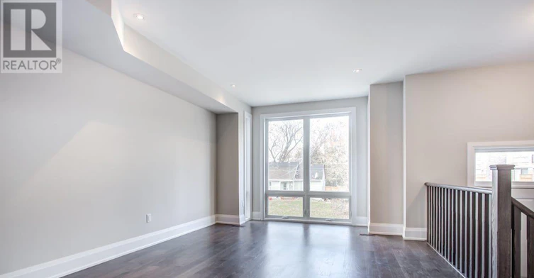 35B Marquette Avenue, Toronto, ON, M6A 1X8 - 4