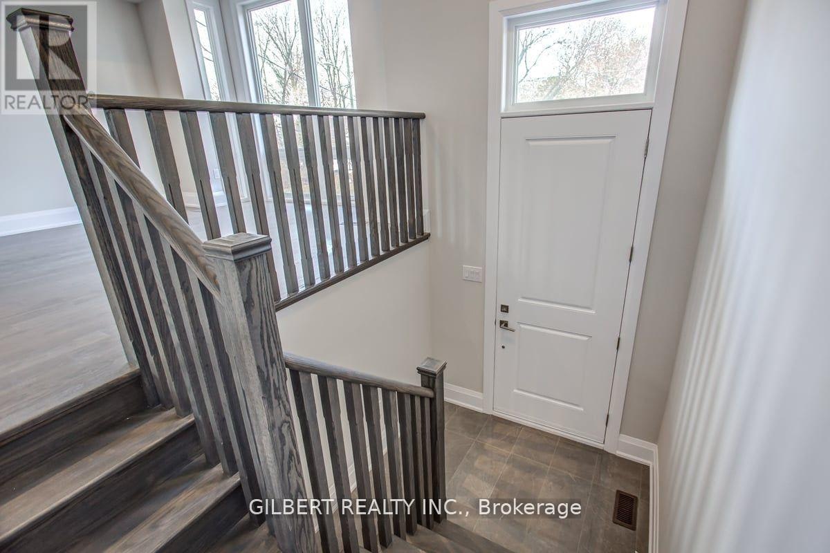 35B Marquette Avenue, Toronto, ON, M6A 1X8 - 2
