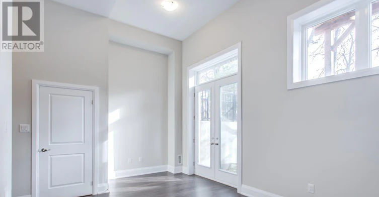 35B Marquette Avenue, Toronto, ON, M6A 1X8 - 24