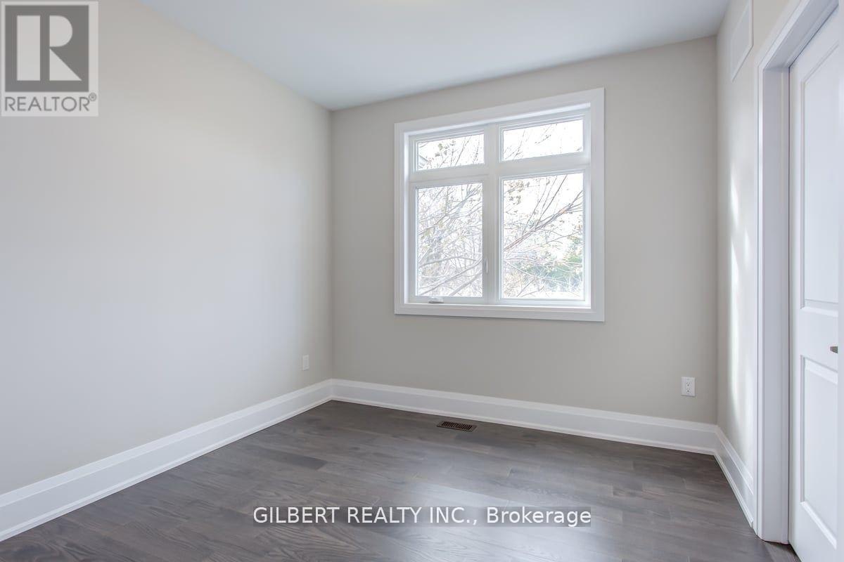 35B Marquette Avenue, Toronto, ON, M6A 1X8 - 20