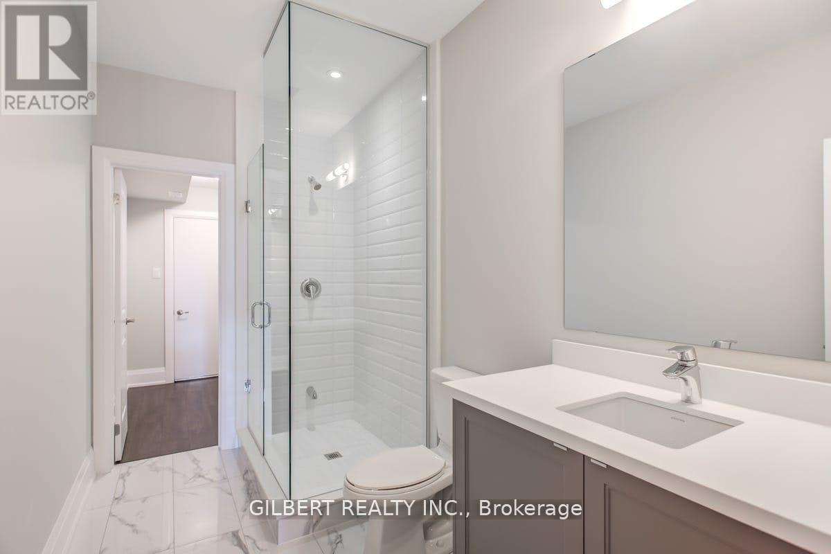 35B Marquette Avenue, Toronto, ON, M6A 1X8 - 26