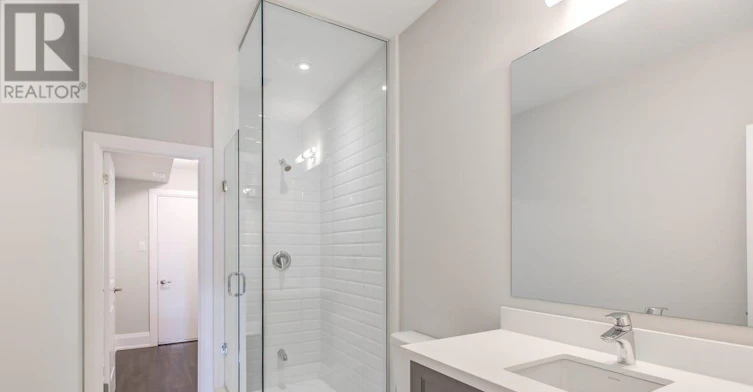 35B Marquette Avenue, Toronto, ON, M6A 1X8 - 26