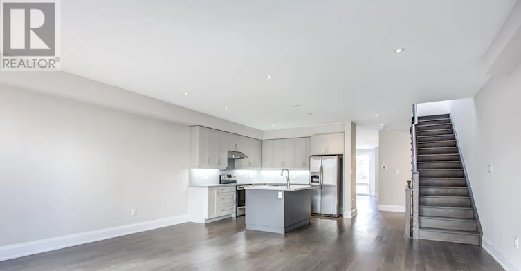 35B Marquette Avenue, Toronto, ON, M6A 1X8 - 11