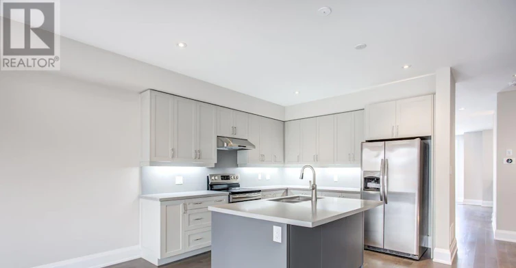 35B Marquette Avenue, Toronto, ON, M6A 1X8 - 13