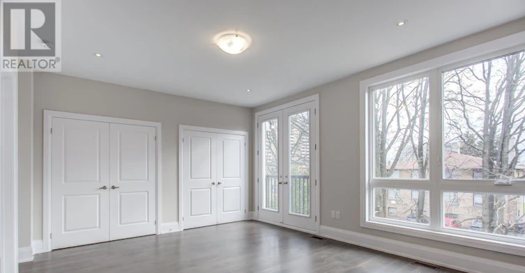35B Marquette Avenue, Toronto, ON, M6A 1X8 - 18