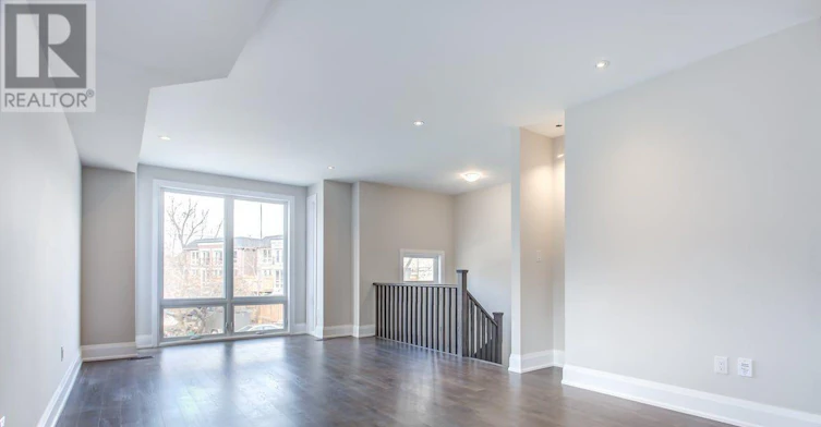 35B Marquette Avenue, Toronto, ON, M6A 1X8 - 5