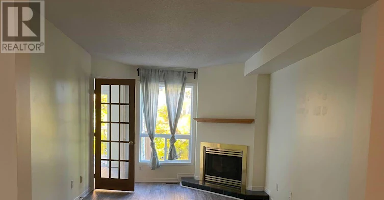 41 Highmont Court, Ottawa, ON, K2T 1B3 - 5