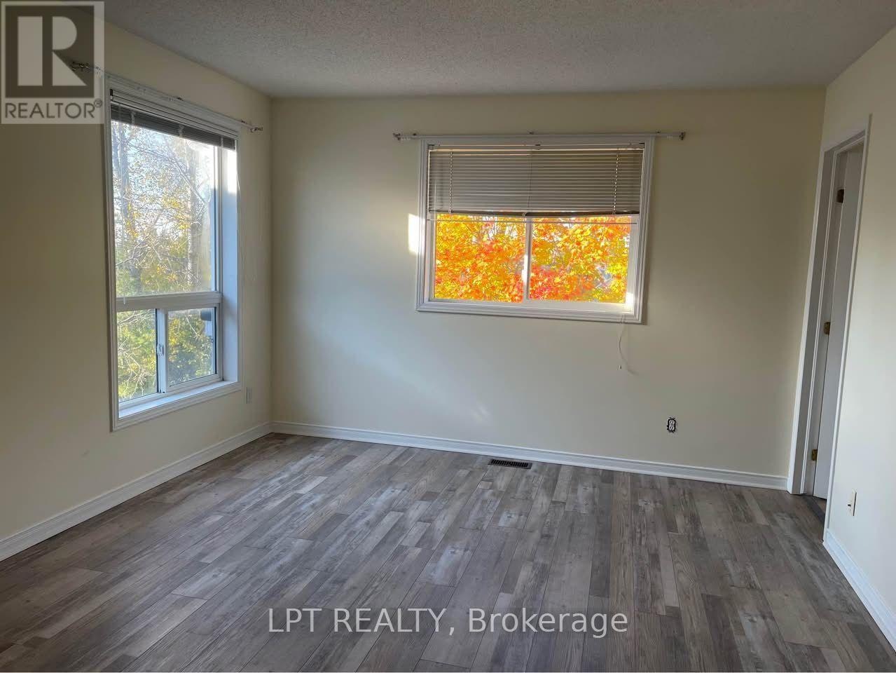 41 Highmont Court, Ottawa, ON, K2T 1B3 - 2