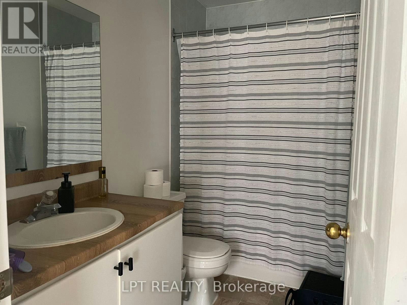 41 Highmont Court, Ottawa, ON, K2T 1B3 - 16