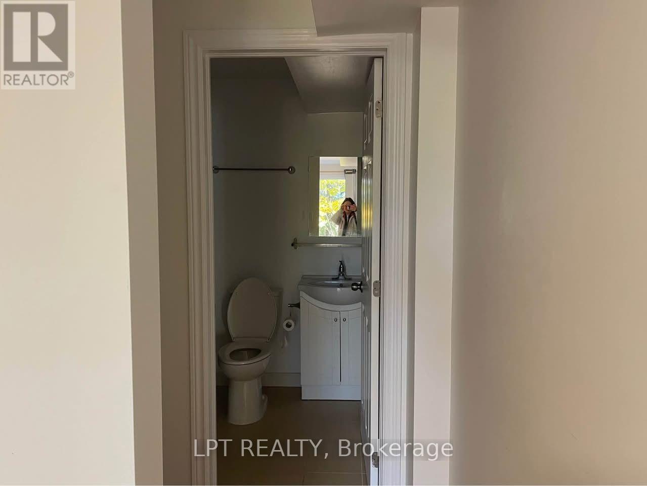 41 Highmont Court, Ottawa, ON, K2T 1B3 - 10