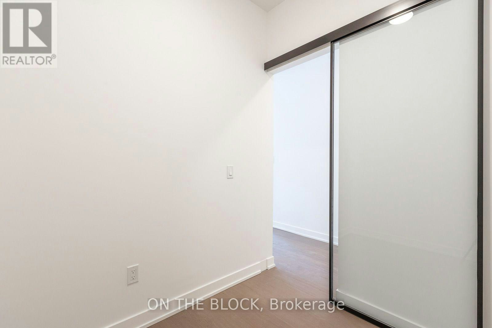 830-91 Montclair Avenue, Toronto, ON, M5P 0B1 - 4