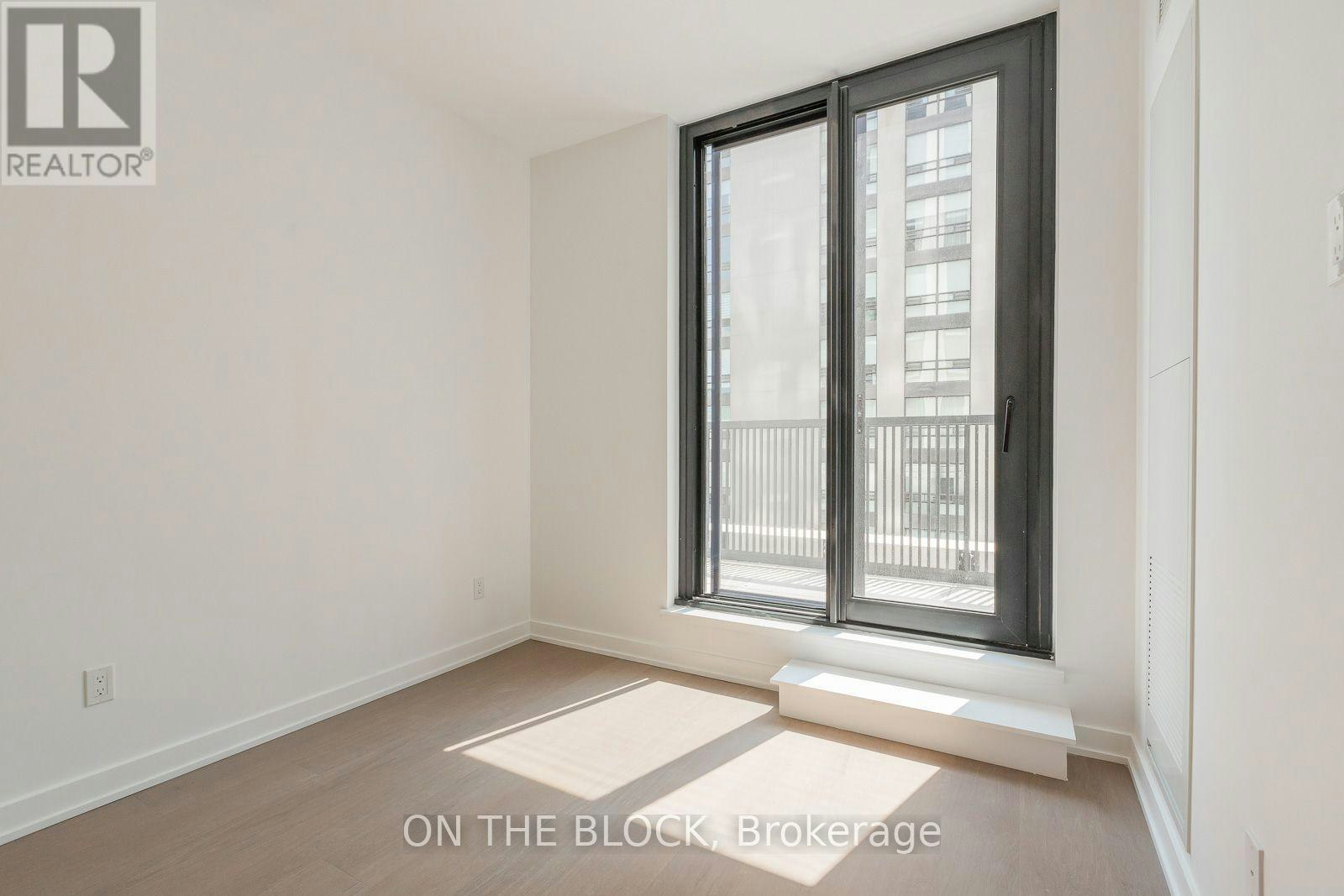 830-91 Montclair Avenue, Toronto, ON, M5P 0B1 - 11