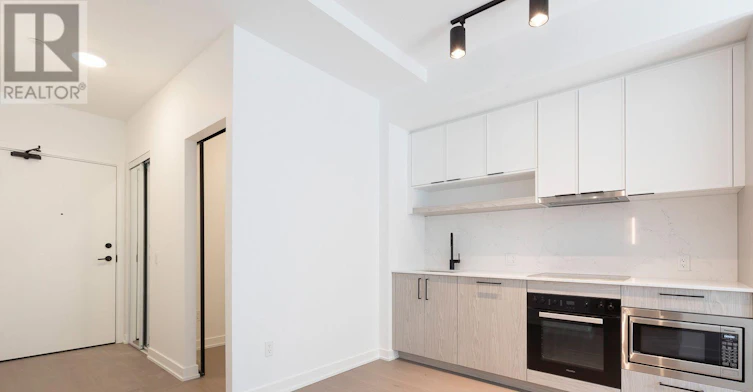 830-91 Montclair Avenue, Toronto, ON, M5P 0B1 - 9