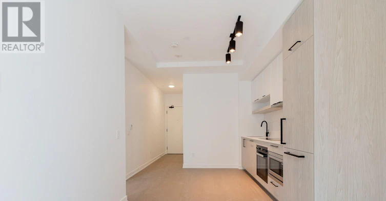 830-91 Montclair Avenue, Toronto, ON, M5P 0B1 - 13