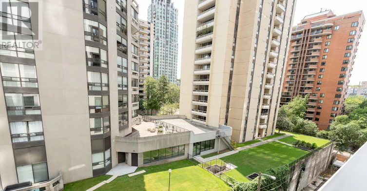 830-91 Montclair Avenue, Toronto, ON, M5P 0B1 - 22