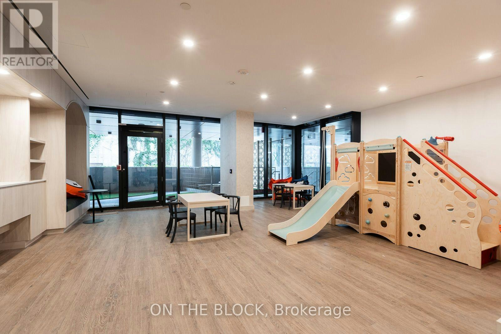 830-91 Montclair Avenue, Toronto, ON, M5P 0B1 - 26