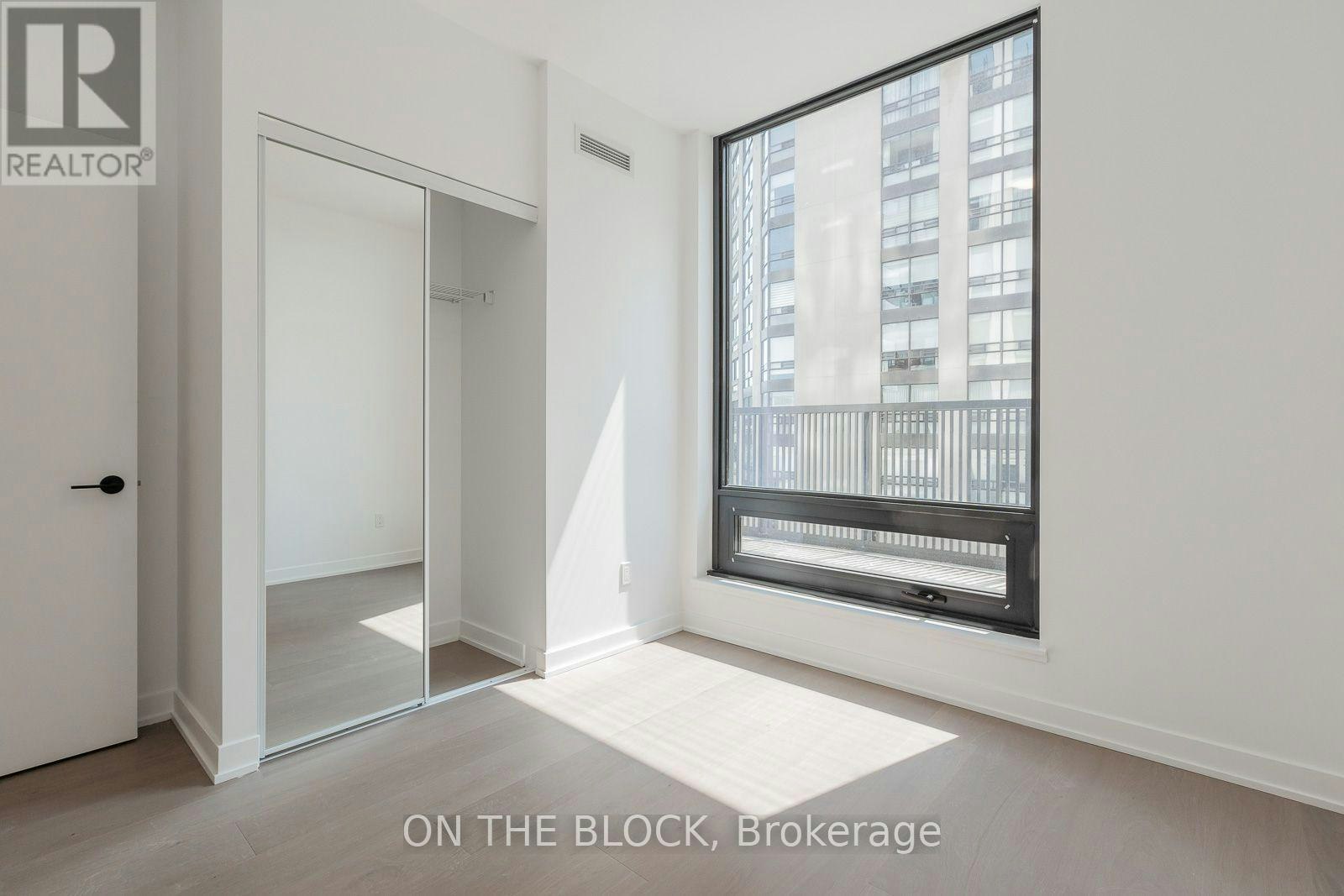 830-91 Montclair Avenue, Toronto, ON, M5P 0B1 - 17