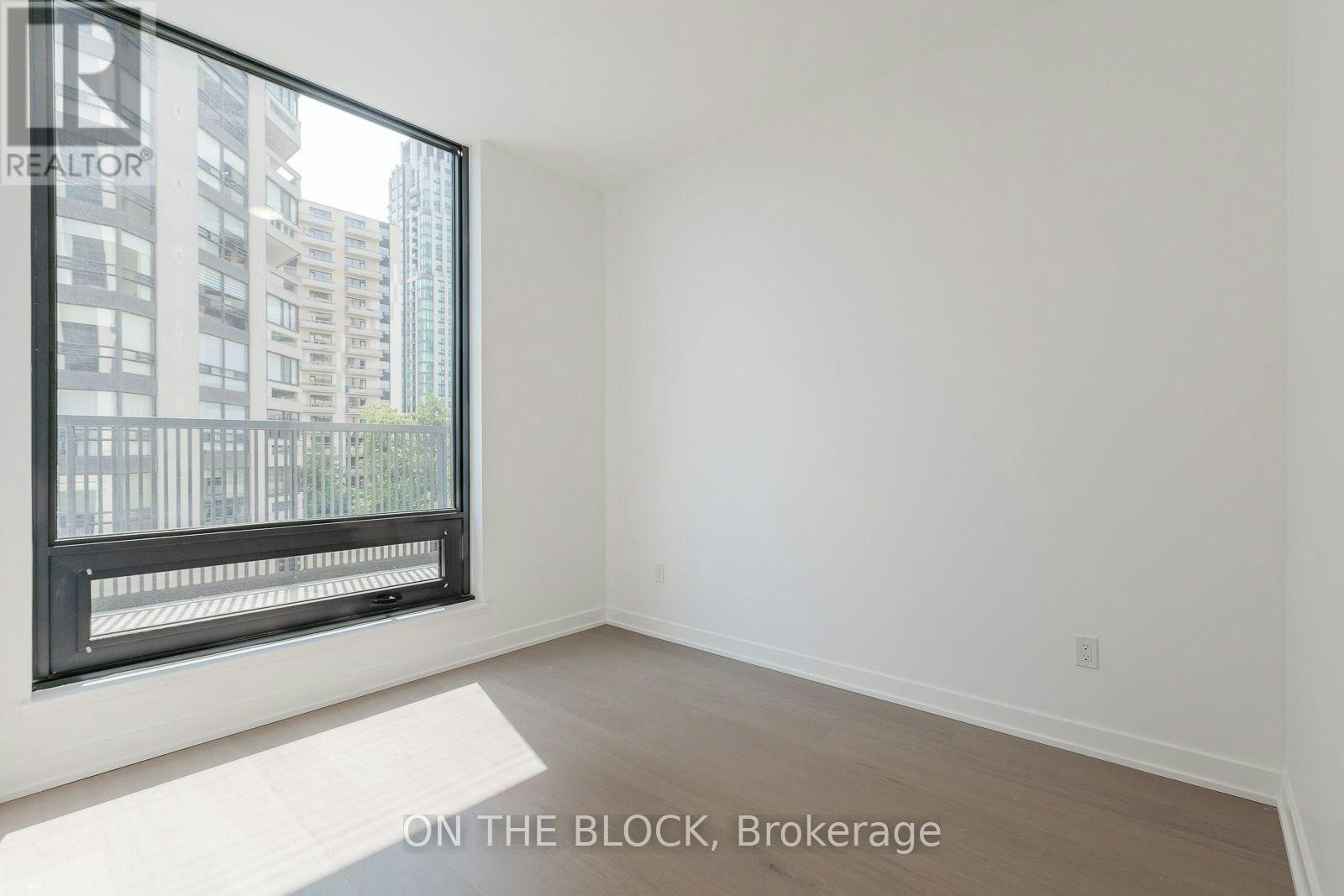 830-91 Montclair Avenue, Toronto, ON, M5P 0B1 - 16