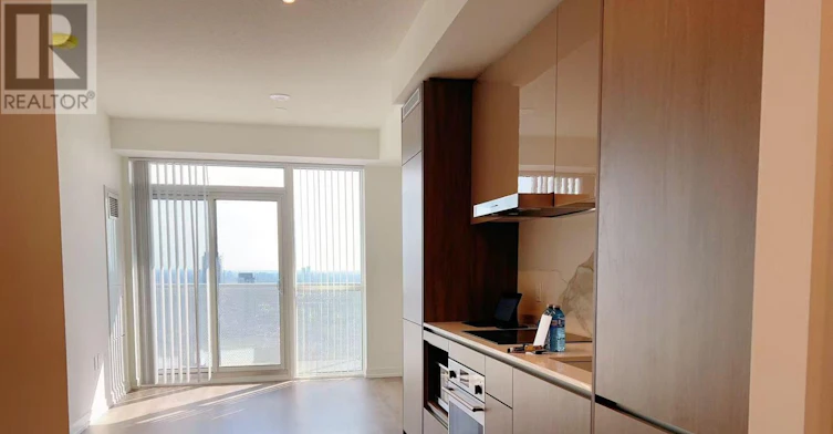4208-28 Interchange Way, Vaughan, ON, L4K 0P8 - 2