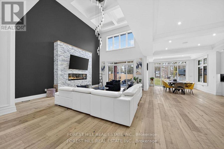 2019 Lilac Drive, Innisfil, ON, L9S 1Y9