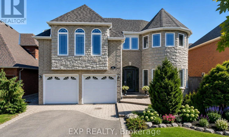 16 Curry Crescent