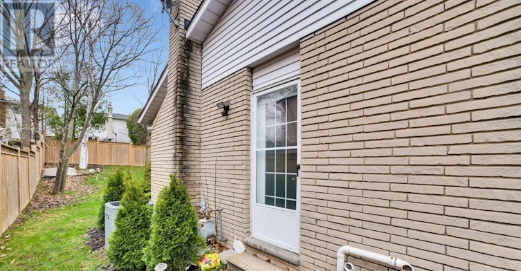 2641 Cavendish Drive, Burlington, ON, L7P 3W6 - 36