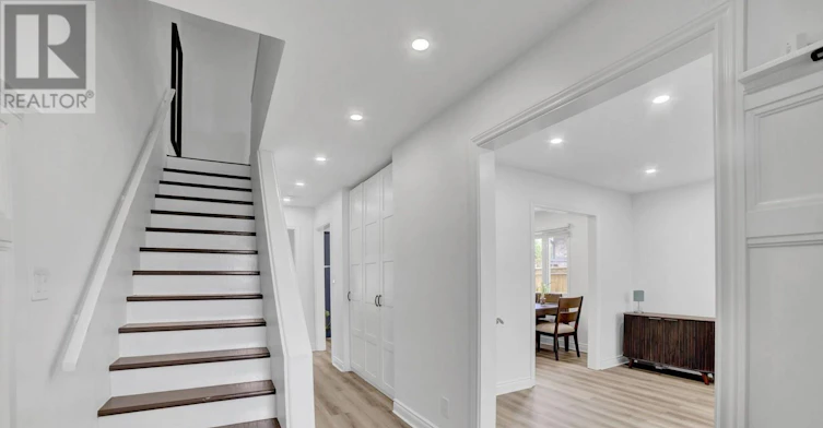 2641 Cavendish Drive, Burlington, ON, L7P 3W6 - 4