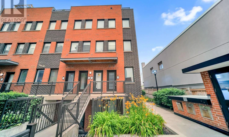 29-869 Wilson Avenue