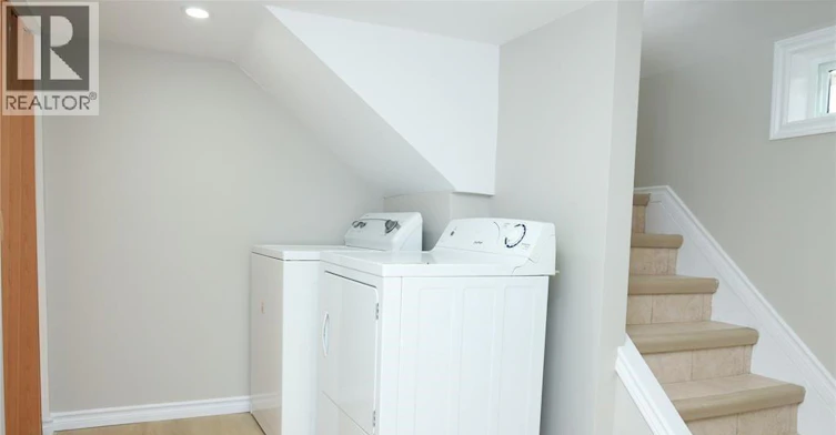 LOWER-935 Langlois Avenue, Windsor, ON, N9A 2H2 - 10