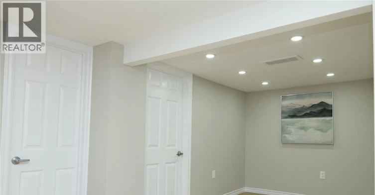 LOWER-935 Langlois Avenue, Windsor, ON, N9A 2H2 - 5
