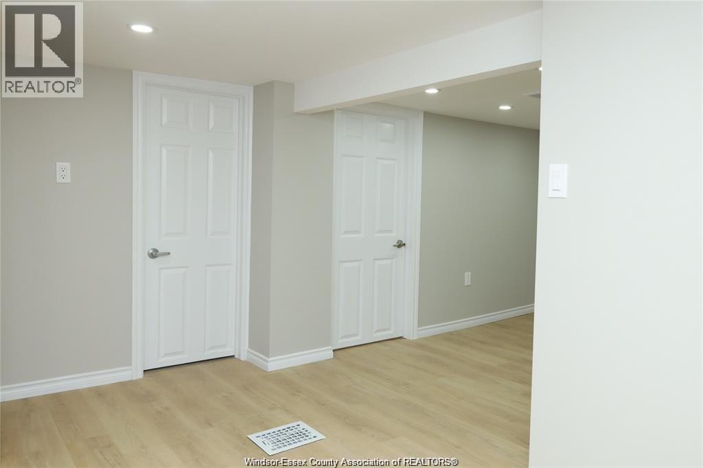 LOWER-935 Langlois Avenue, Windsor, ON, N9A 2H2 - 6