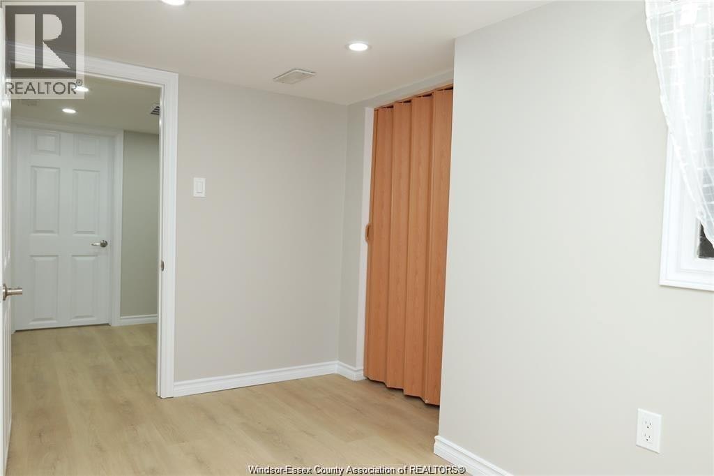 LOWER-935 Langlois Avenue, Windsor, ON, N9A 2H2 - 8