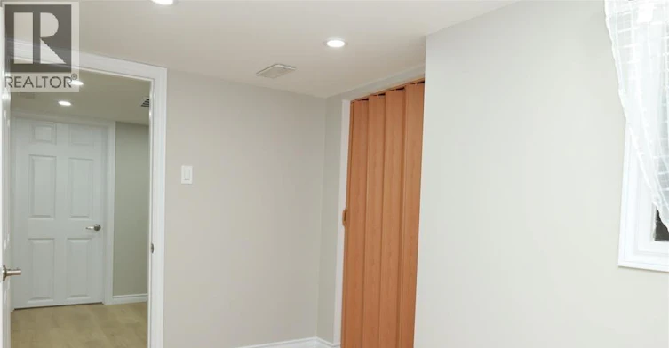 LOWER-935 Langlois Avenue, Windsor, ON, N9A 2H2 - 8