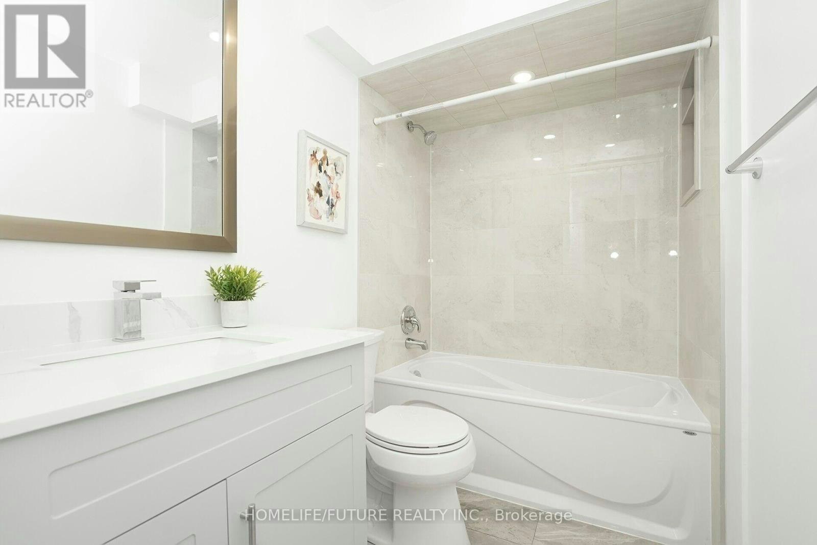 17 Song Meadoway, Toronto, ON, M2H 2T8 - 4