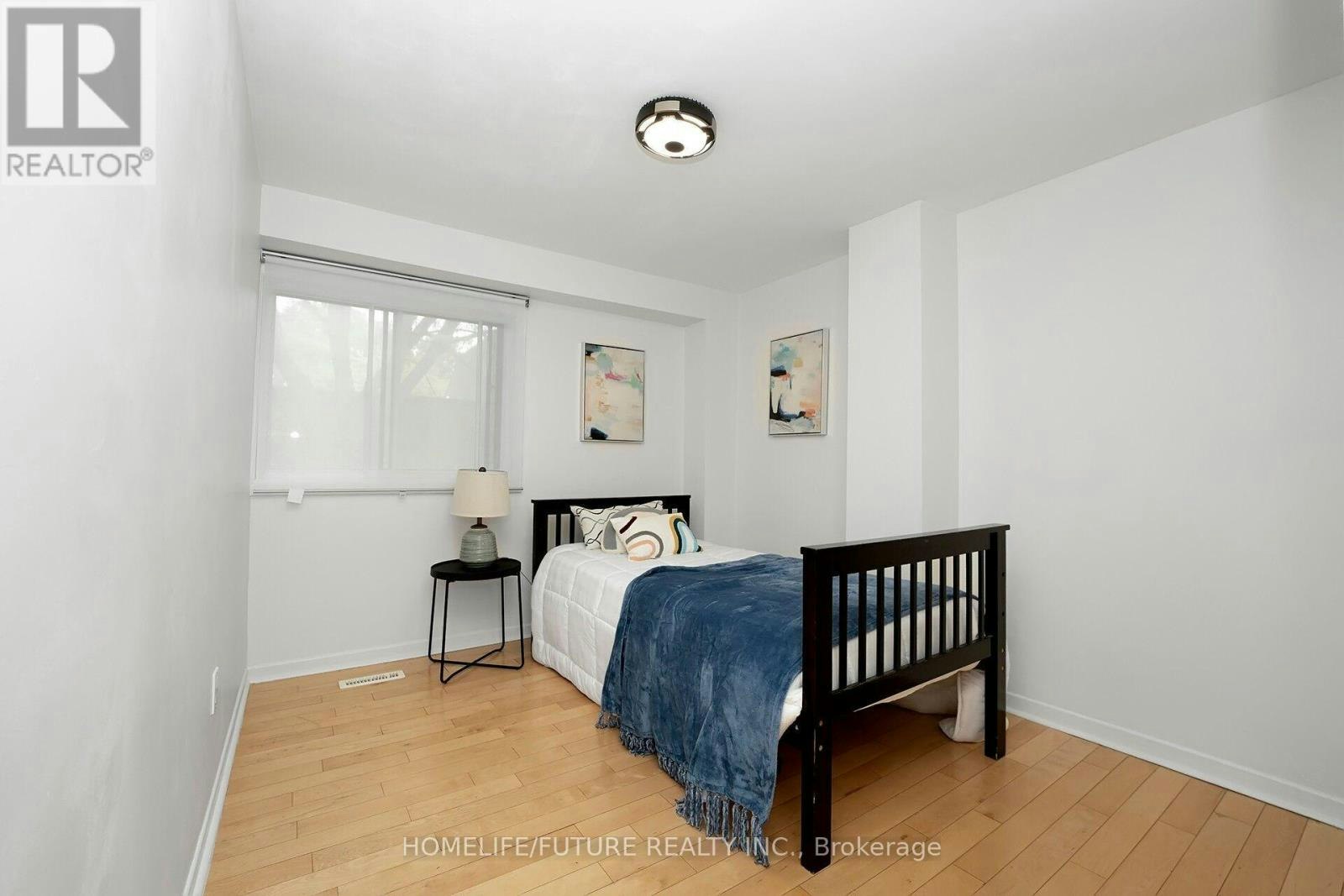 17 Song Meadoway, Toronto, ON, M2H 2T8 - 7