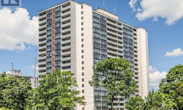 709-3380 Eglinton Avenue E