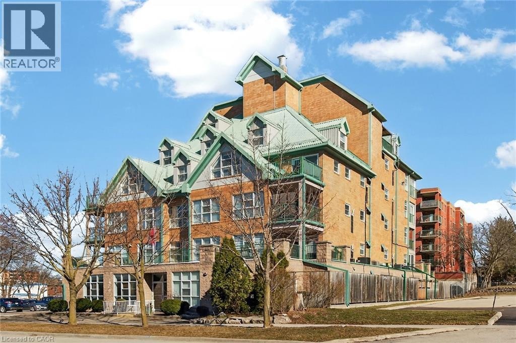 303-19 Lake Avenue S, Hamilton, ON, L8G 2V1