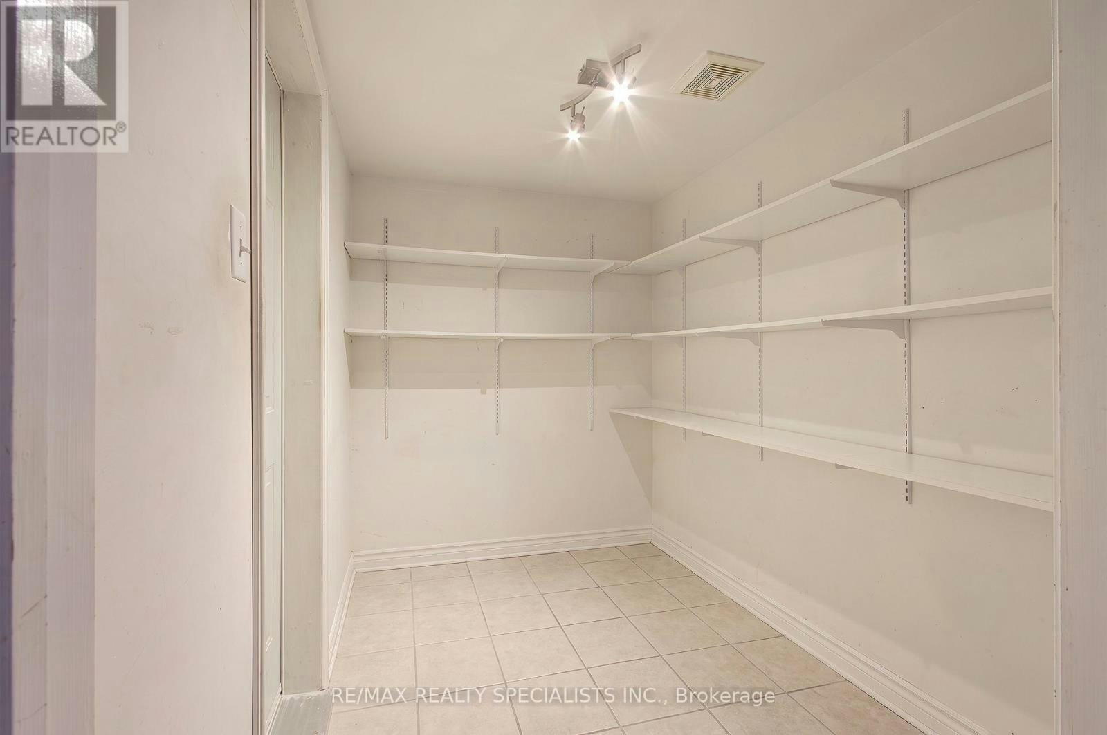 6629 Blackheath Ridge, Mississauga, ON, L5W 1Z7 - 9