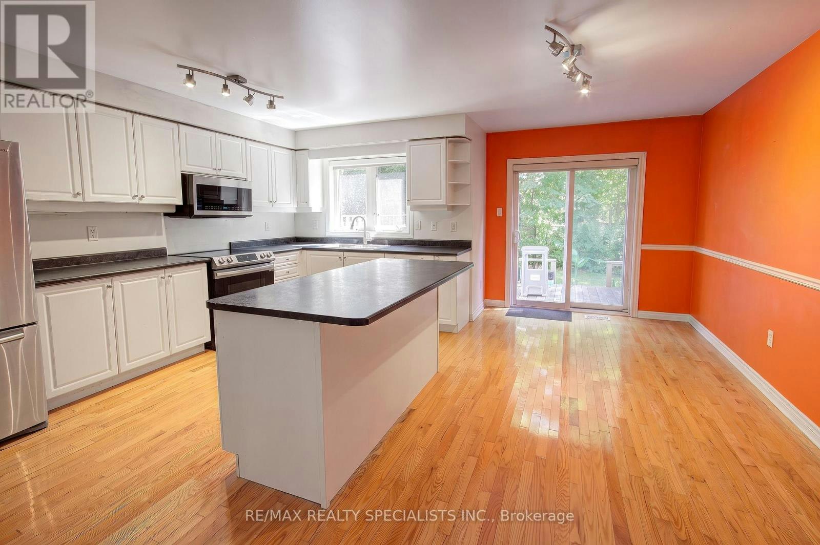 6629 Blackheath Ridge, Mississauga, ON, L5W 1Z7 - 6