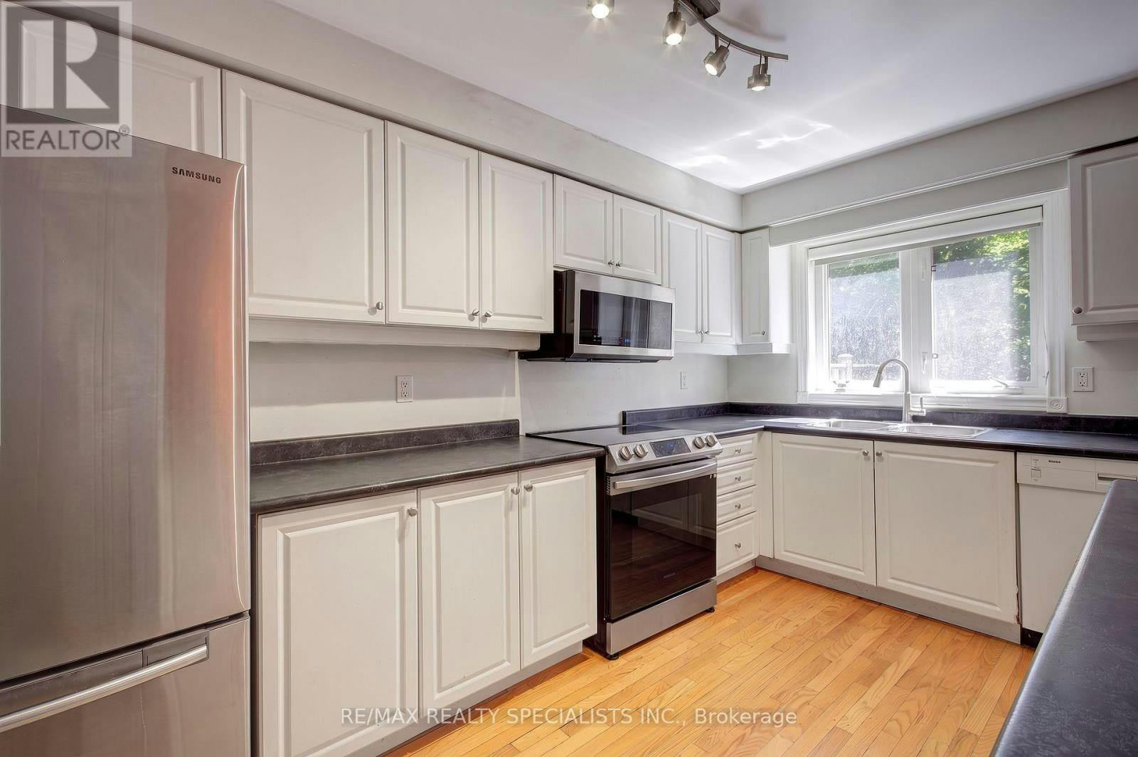 6629 Blackheath Ridge, Mississauga, ON, L5W 1Z7 - 8