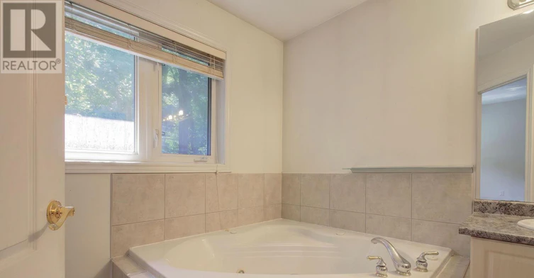 6629 Blackheath Ridge, Mississauga, ON, L5W 1Z7 - 14