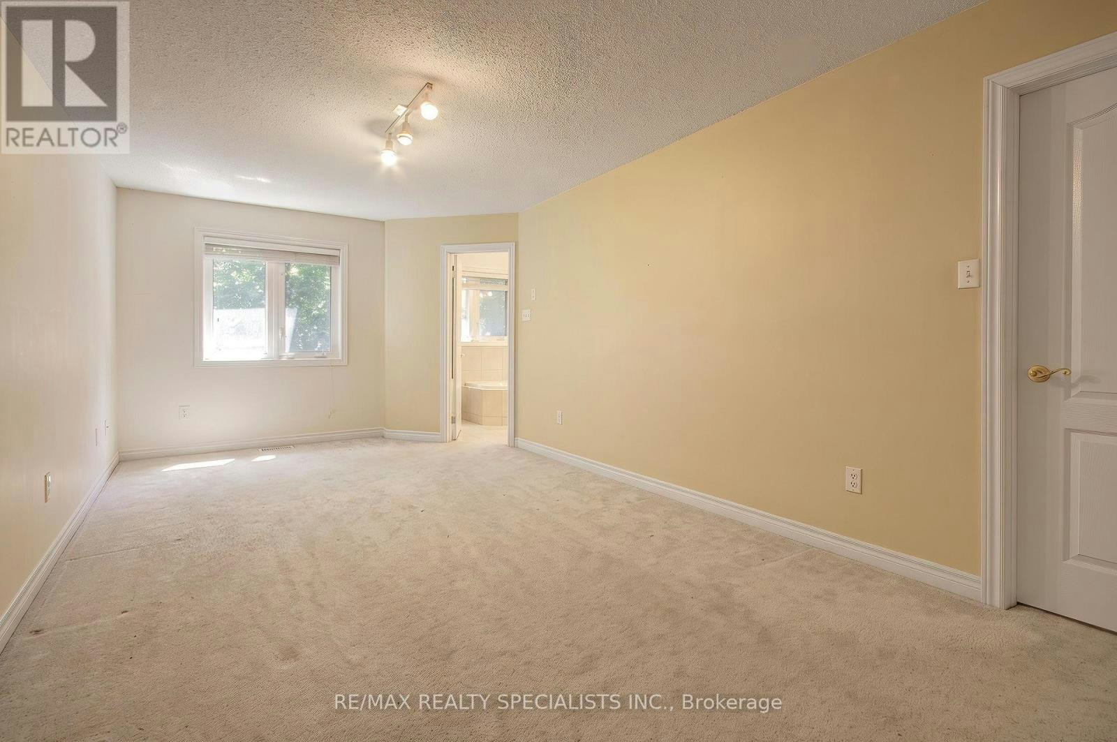 6629 Blackheath Ridge, Mississauga, ON, L5W 1Z7 - 12