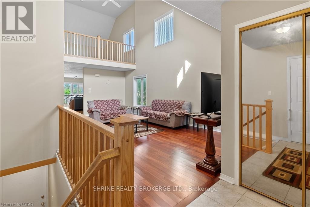 UPPER-1841 Foxwood Avenue, London, ON, N6G 0C4 - 6