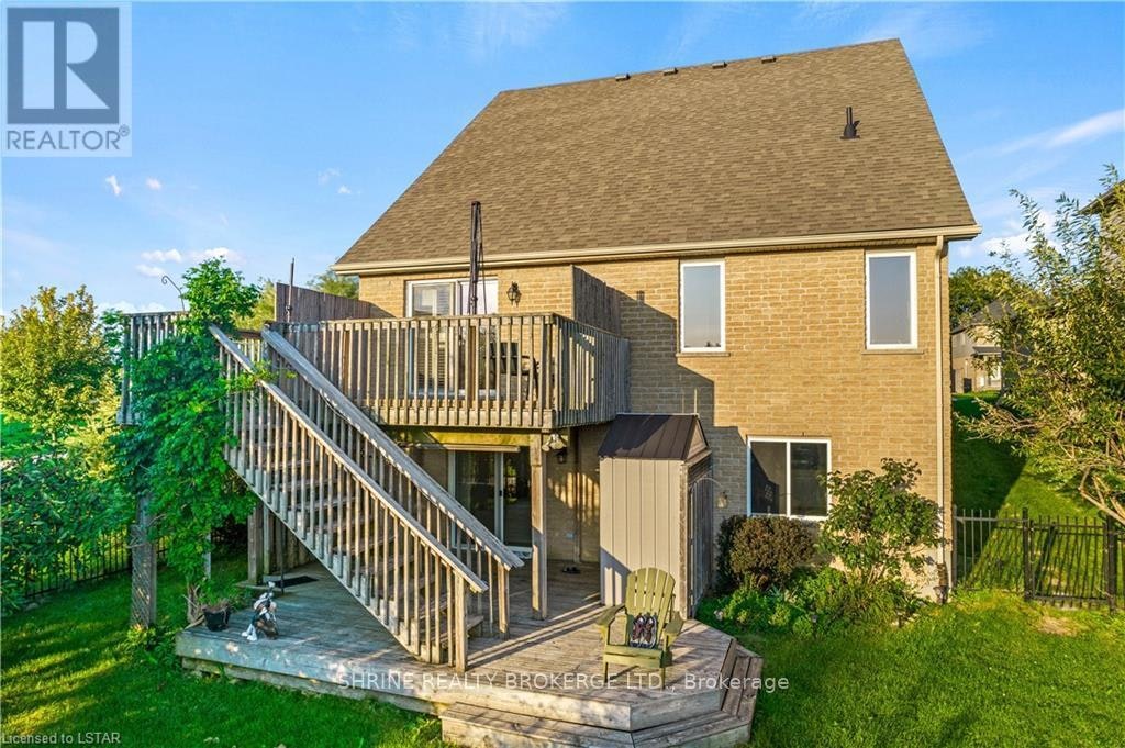 UPPER-1841 Foxwood Avenue, London, ON, N6G 0C4 - 35