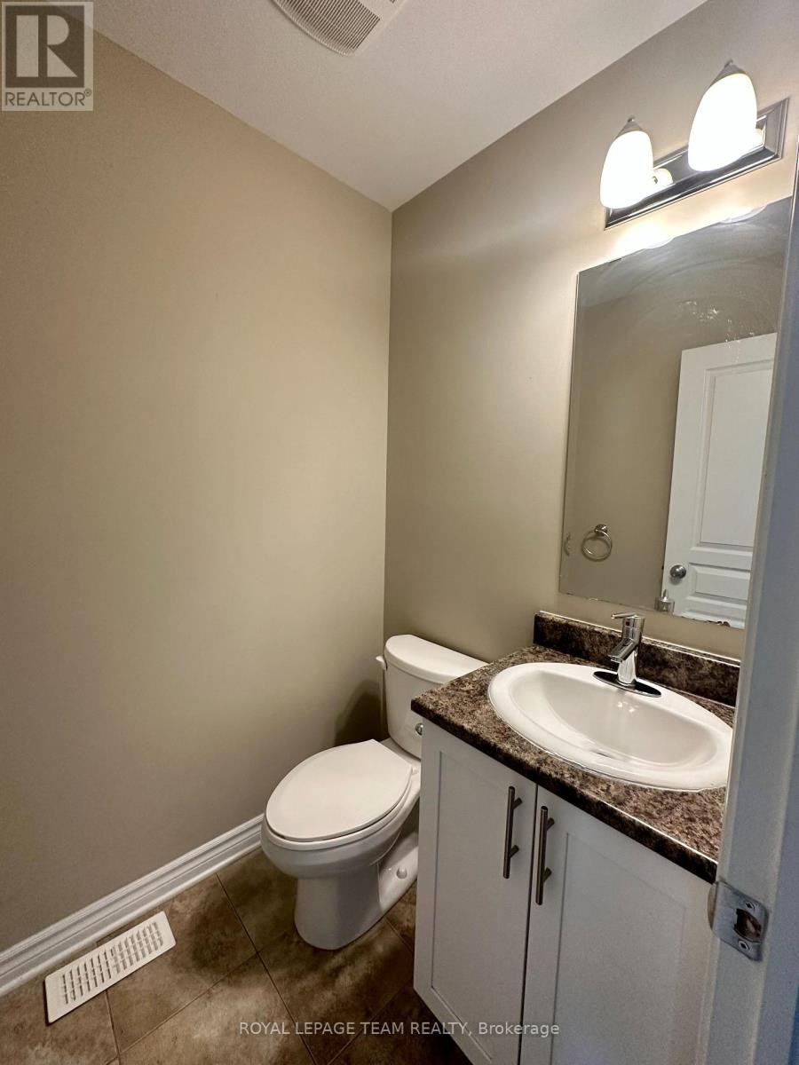 940 Cobble Hill Drive, Ottawa, ON, K2J 5P8 - 12