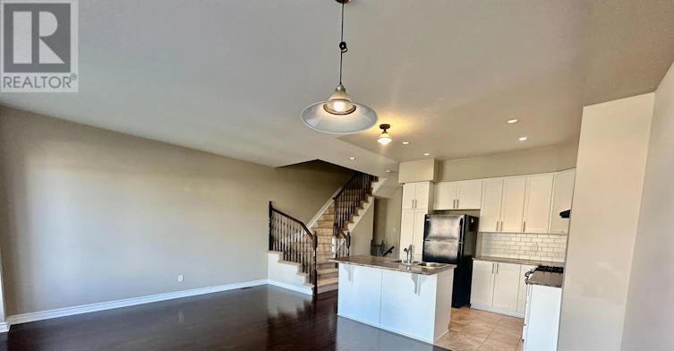 940 Cobble Hill Drive, Ottawa, ON, K2J 5P8 - 2