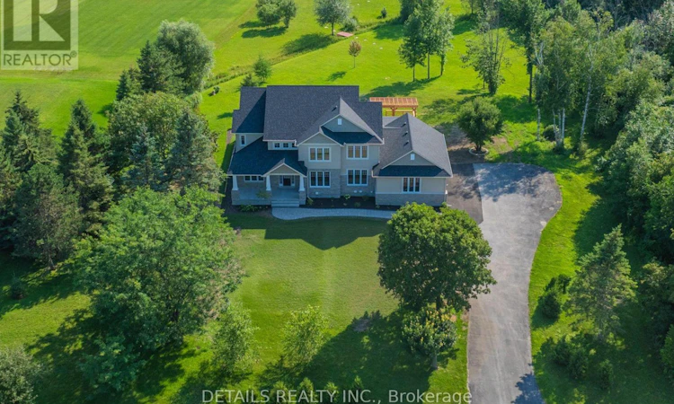 28 Ridingview Crescent