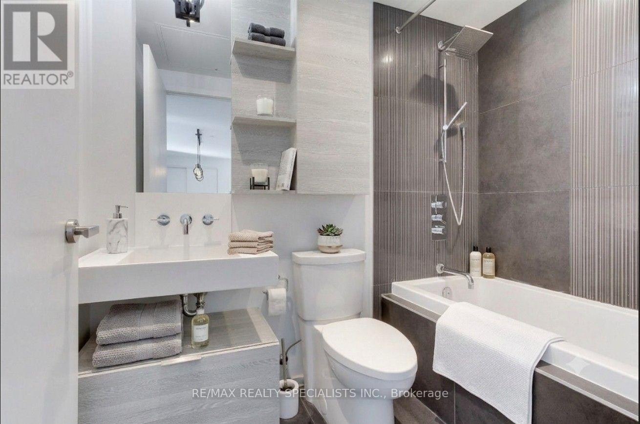1511-5 St Joseph Street, Toronto, ON, M4Y 0B6 - 22