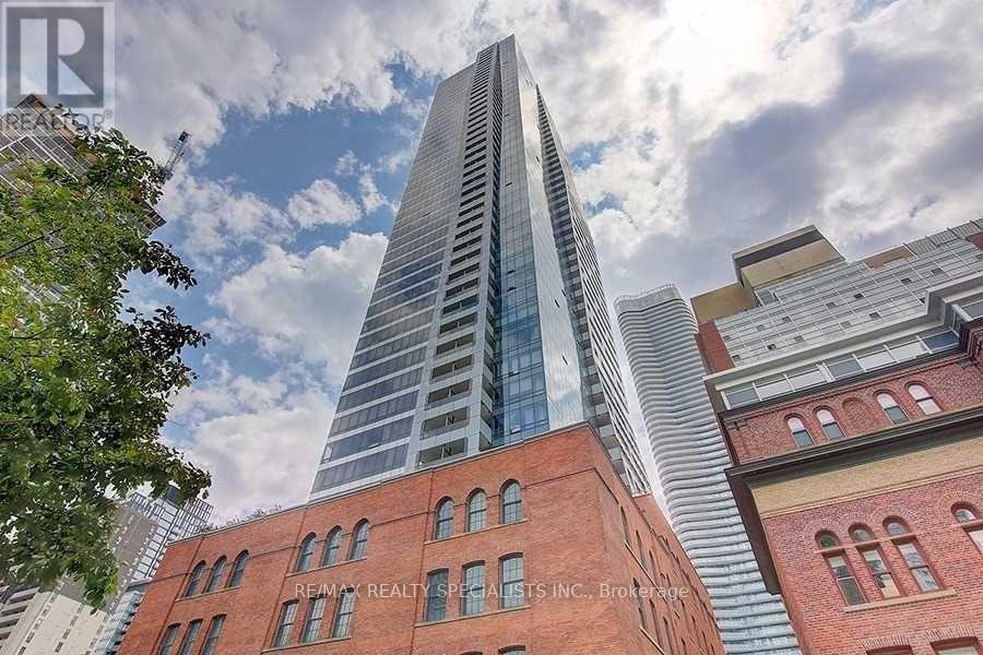 1511-5 St Joseph St Street, Toronto, ON, M4Y 0B6
